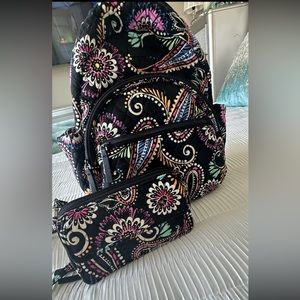 🔥Like New Vera Bradley Backpack with matching crossbody wallet